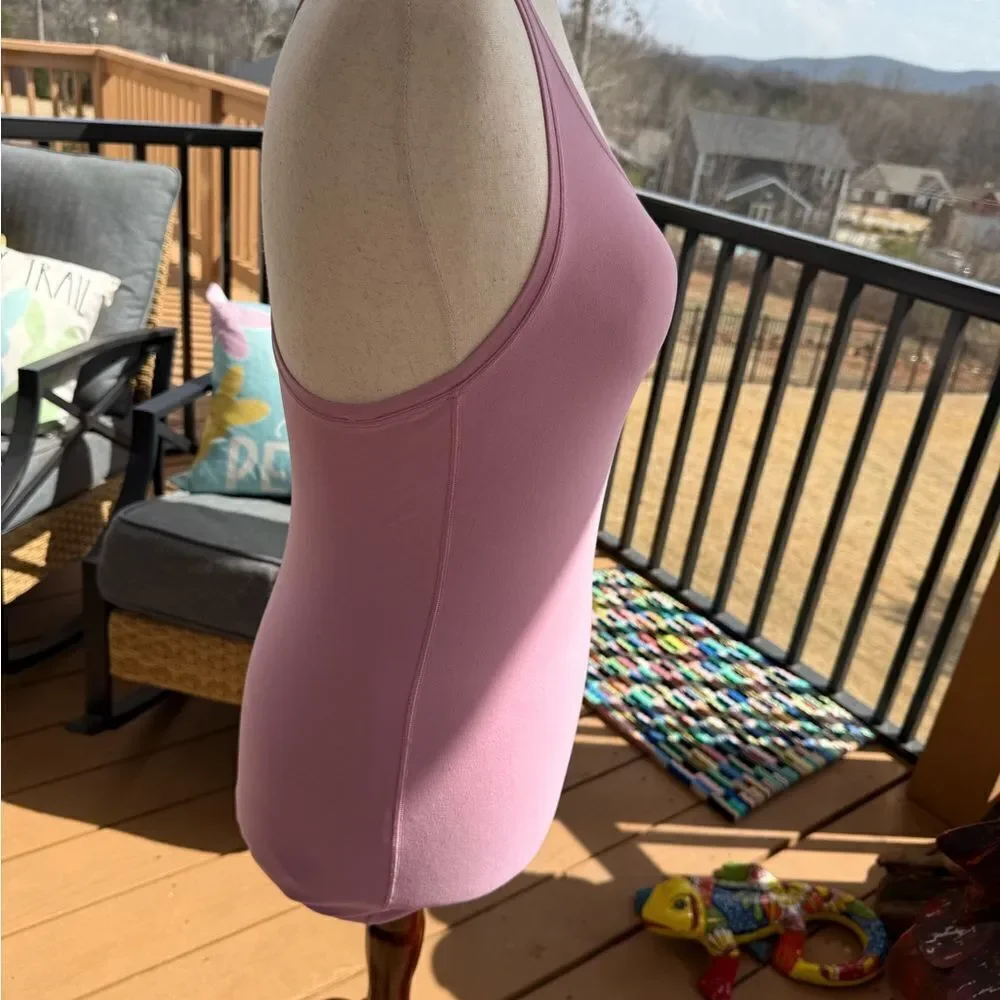 Cool Racer Back Women's Pink Tank Top Size 10